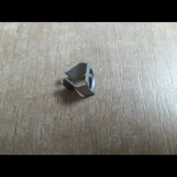 CLIP METALLIQUE INT. TRAPPE...